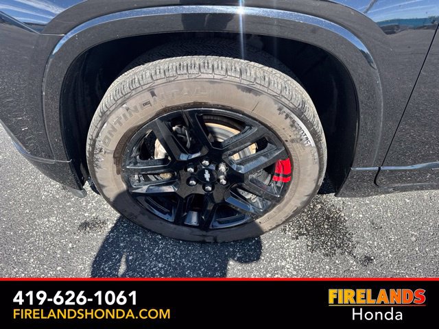 Used 2021 Chevrolet Traverse Premier w/ Redline Edition FWD image 11