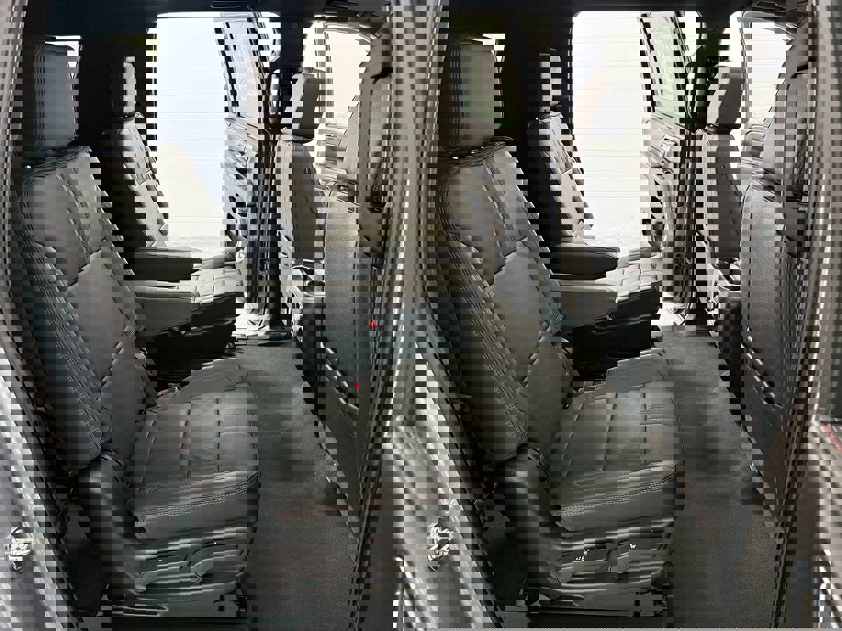 Used 2024 Chevrolet Suburban RST w/ Luxury Package image 16