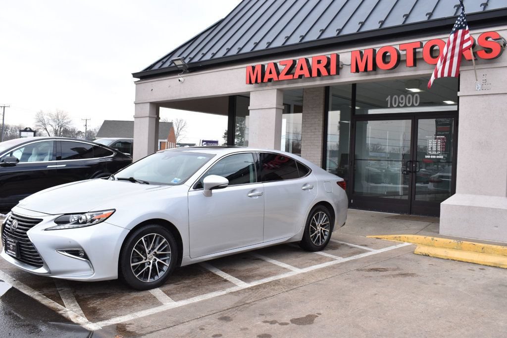 Used 2017 Lexus ES 350 w/ Premium Package FWD image 9