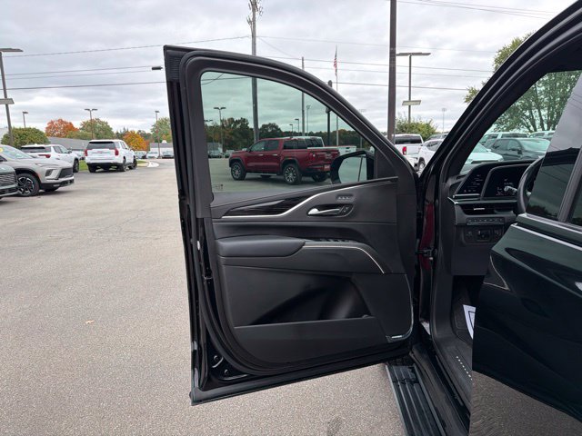 Certified 2023 Cadillac Escalade Sport w/ LPO, ONYX Package AWD/4WD image 13