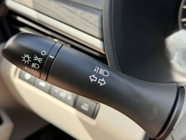 Used 2023 Nissan Altima 2.5 SL AWD/4WD image 23
