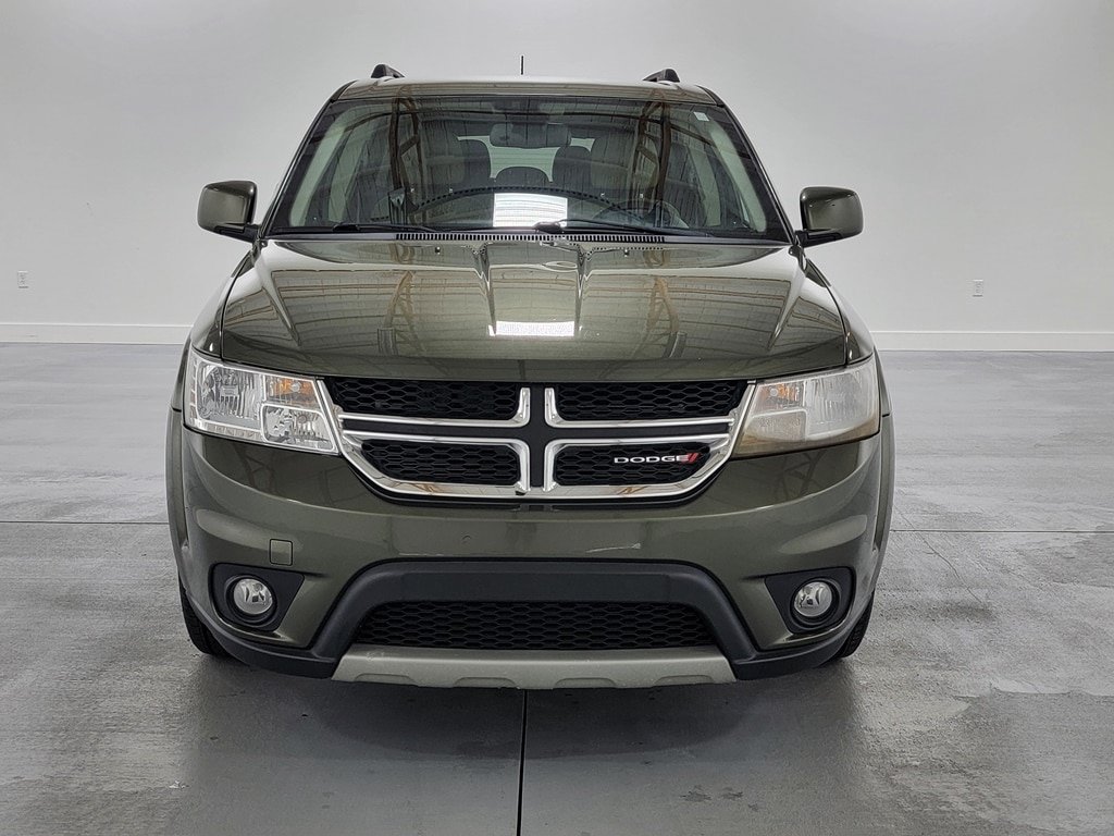 Used 2019 Dodge Journey SE FWD image 3