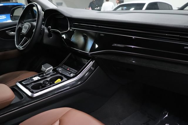 Used 2020 Audi Q7 3.0T Premium Plus AWD/4WD image 25