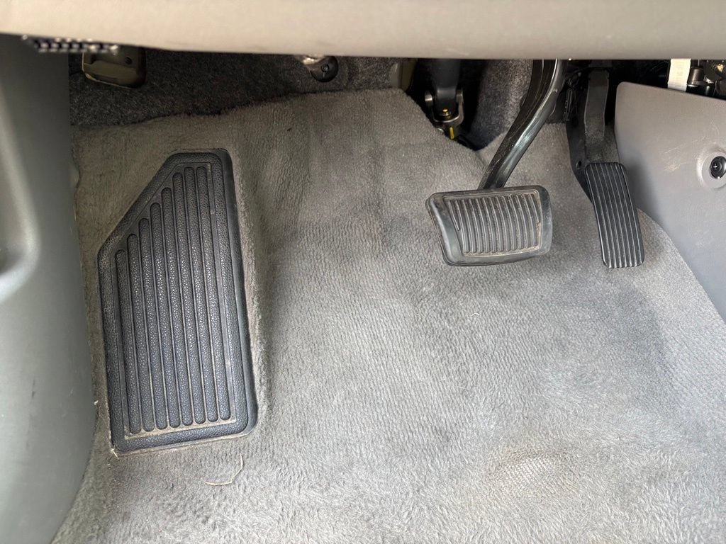 Used 2025 Hyundai Elantra SEL FWD image 11