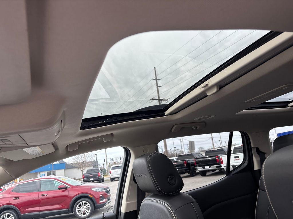 Used 2023 GMC Acadia Denali w/ Denali Ultimate Package image 28