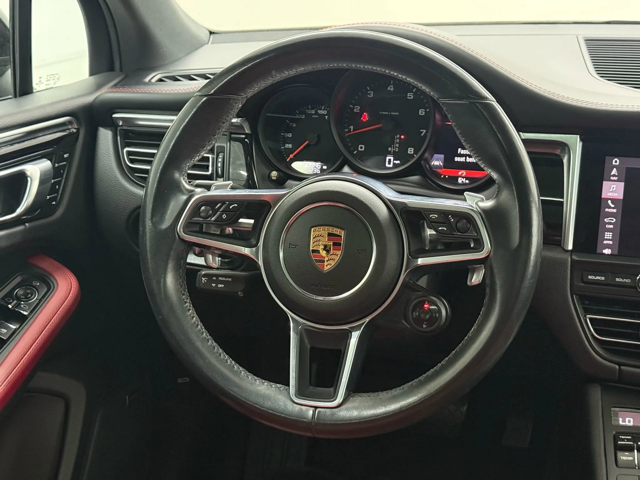 Used 2019 Porsche Macan Sport Edition image 19