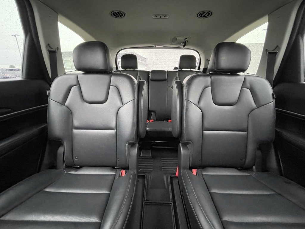 Used 2025 Kia Telluride S image 31