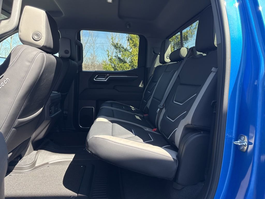 New 2025 Chevrolet Silverado 1500 RST w/ Convenience Package II AWD/4WD image 24