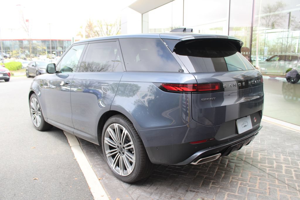 New 2026 Land Rover Range Rover Sport SE AWD/4WD image 4