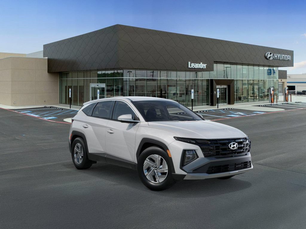 New 2026 Hyundai Tucson Blue SE FWD image 2