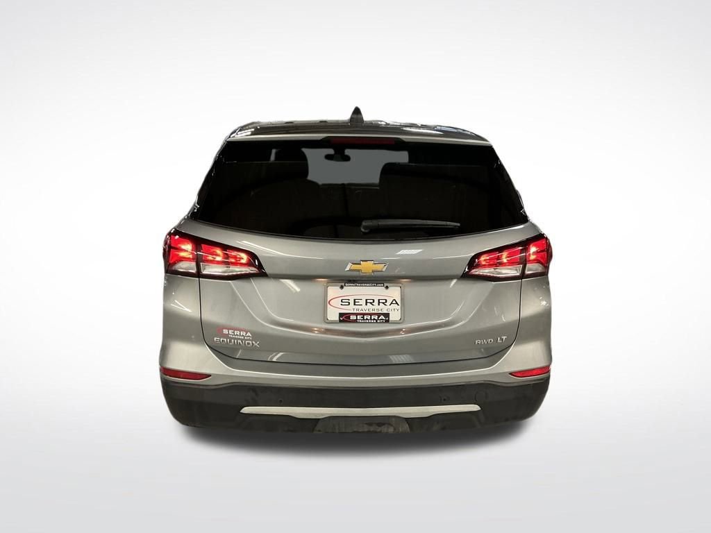 Used 2024 Chevrolet Equinox LT image 4