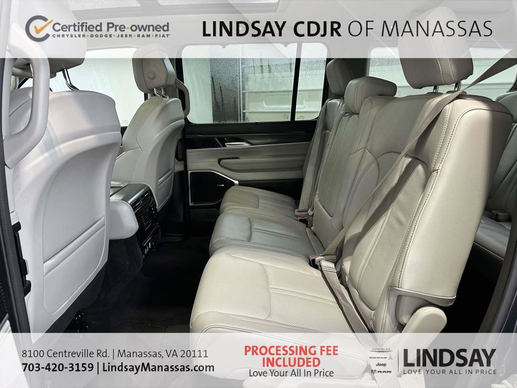 Certified 2024 Jeep Wagoneer Series II w/ Convenience Group I AWD/4WD image 22