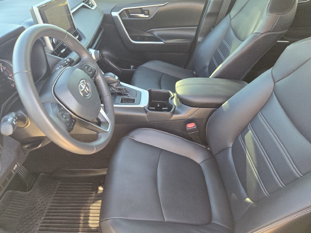 Used 2024 Toyota RAV4 XLE Premium FWD image 16