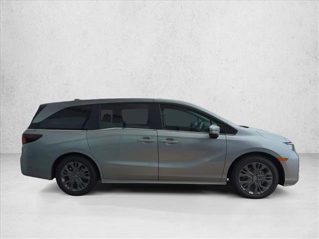 New 2026 Honda Odyssey Touring image 5