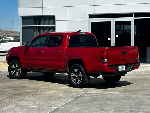 Used 2019 Toyota Tacoma TRD Sport w/ Technology Package image 6