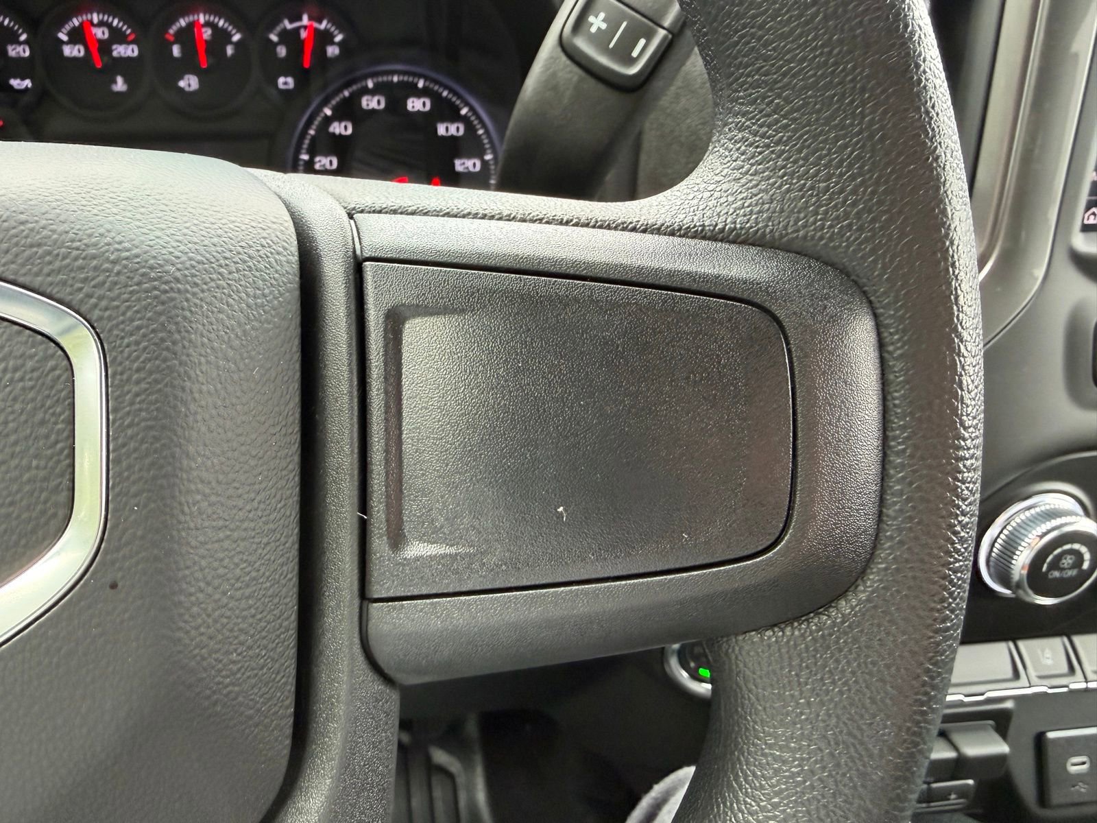 New 2026 GMC Sierra 2500 Pro w/ Convenience Package image 16