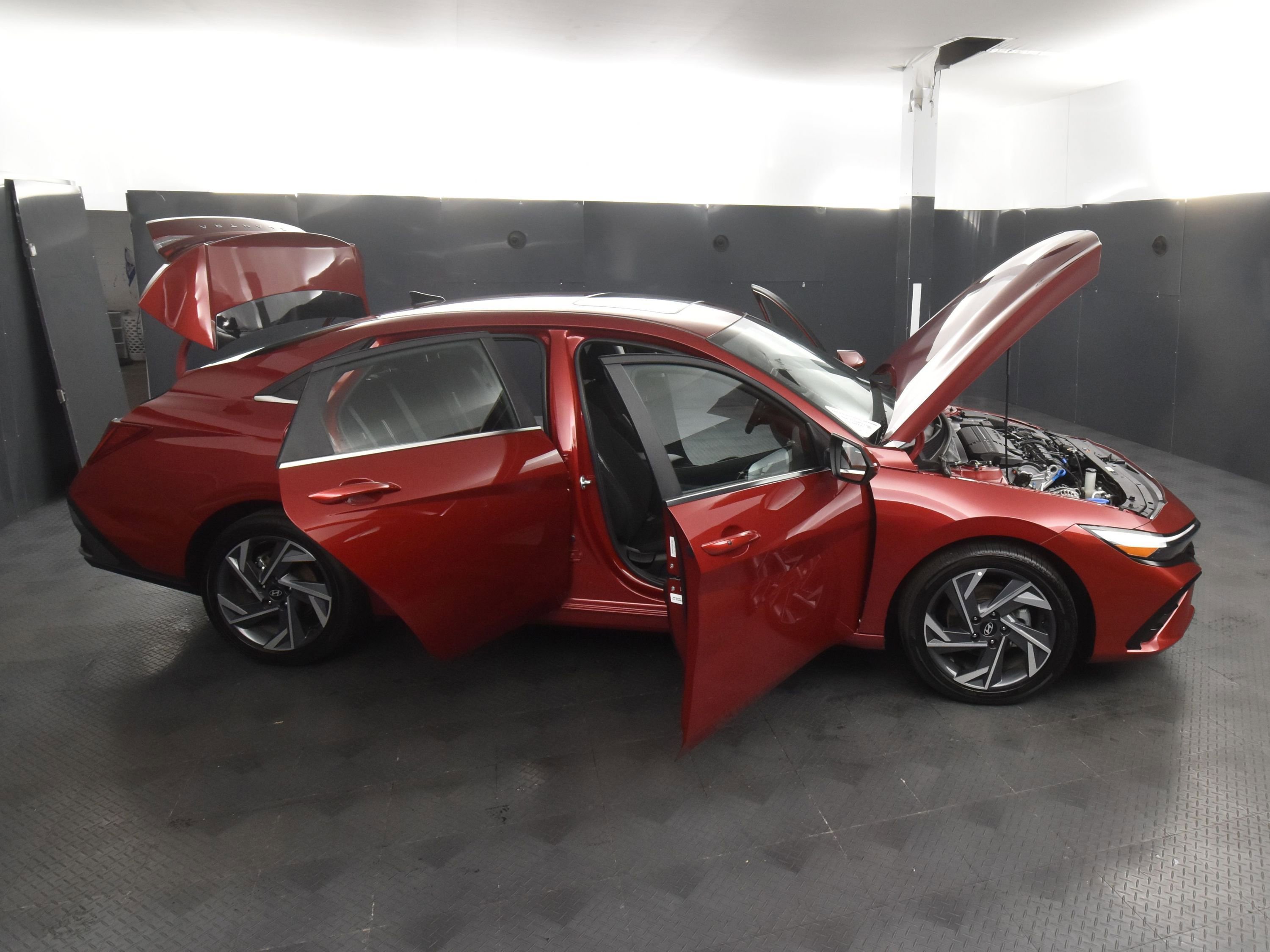 Used 2025 Hyundai Elantra SEL image 55