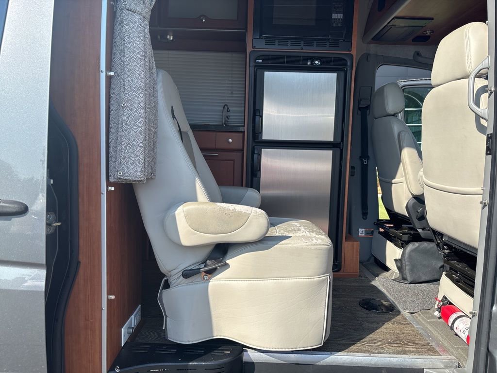 Used 2016 Mercedes-Benz Sprinter 3500 image 49