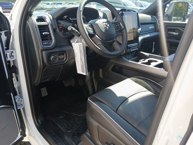 New 2027 RAM 5500 4x4 Crew Cab w/ Laramie Trim Package image 50