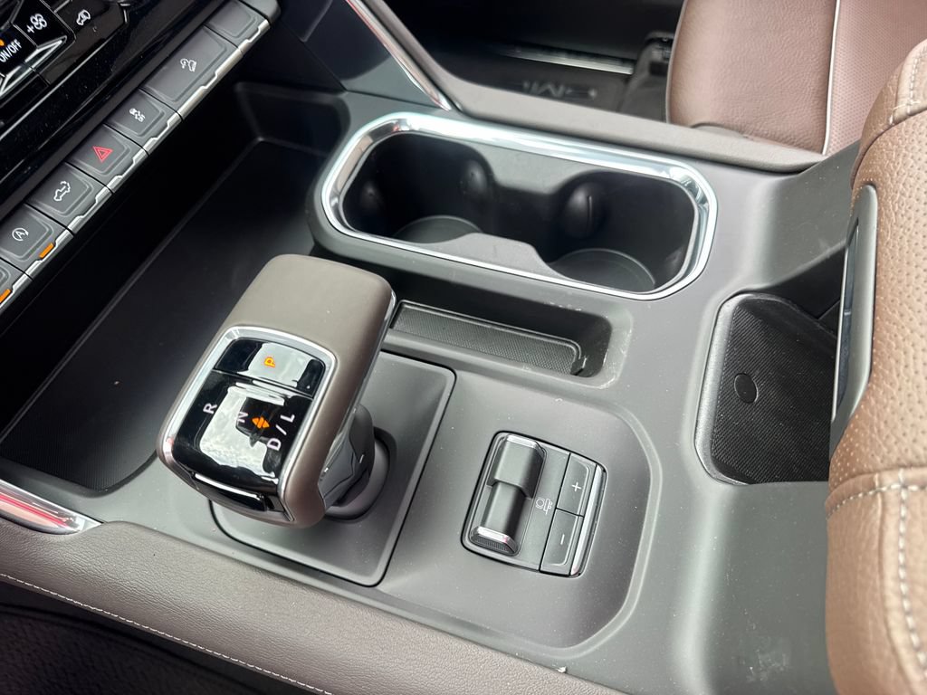 New 2026 GMC Sierra 1500 Denali w/ Denali Reserve Package AWD/4WD image 18