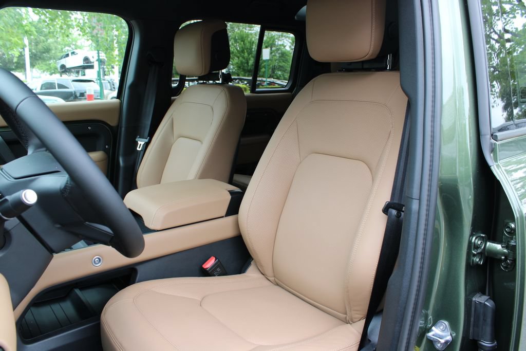 New 2026 Land Rover Defender 110 S AWD/4WD image 8