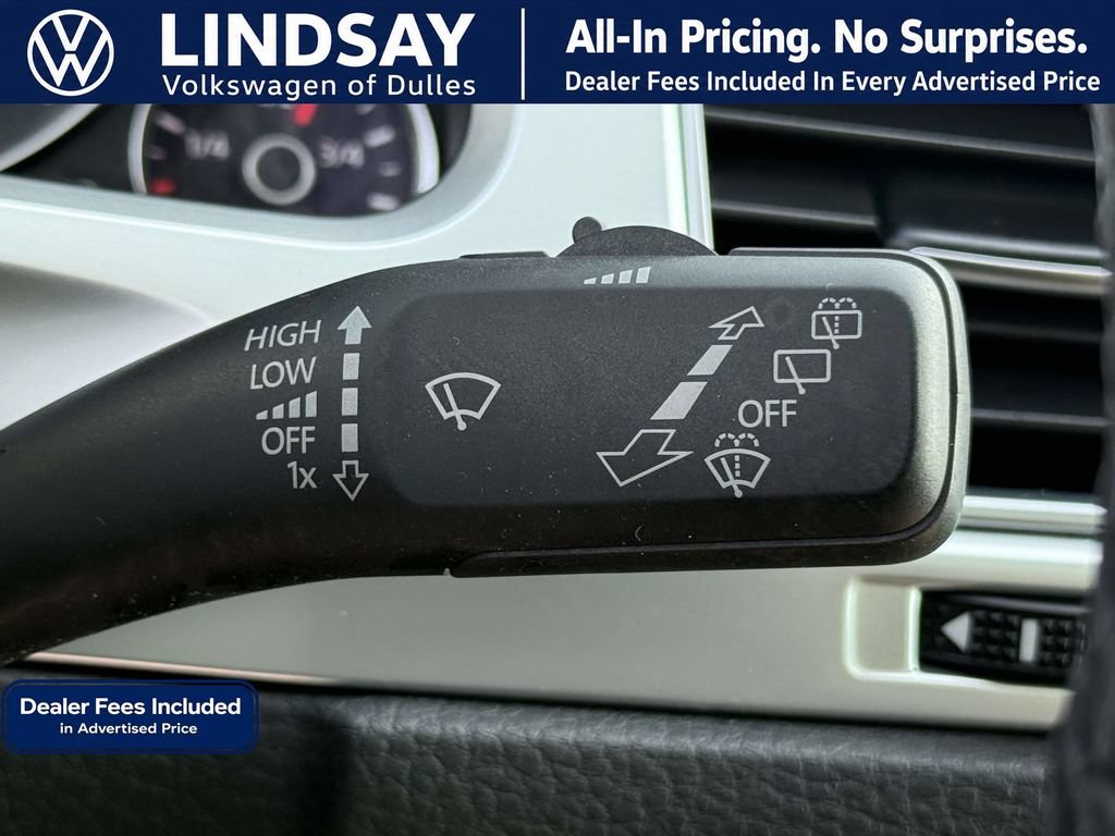Used 2016 Volkswagen Touareg TDI AWD/4WD image 27
