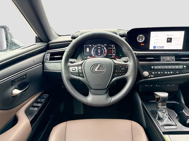 Used 2023 Lexus ES 350 w/ Premium Package FWD image 16
