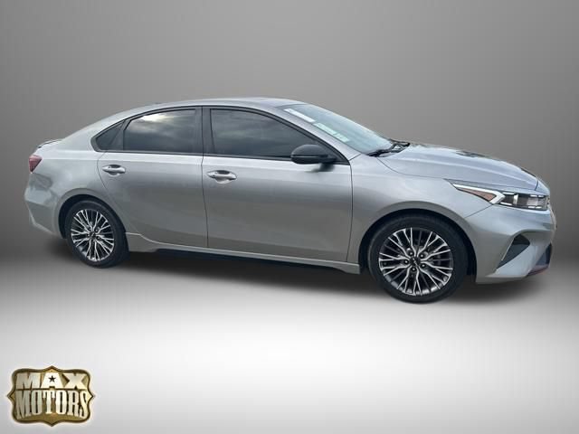 Used 2022 Kia Forte GT-Line w/ GT-Line Premium Package FWD image 17