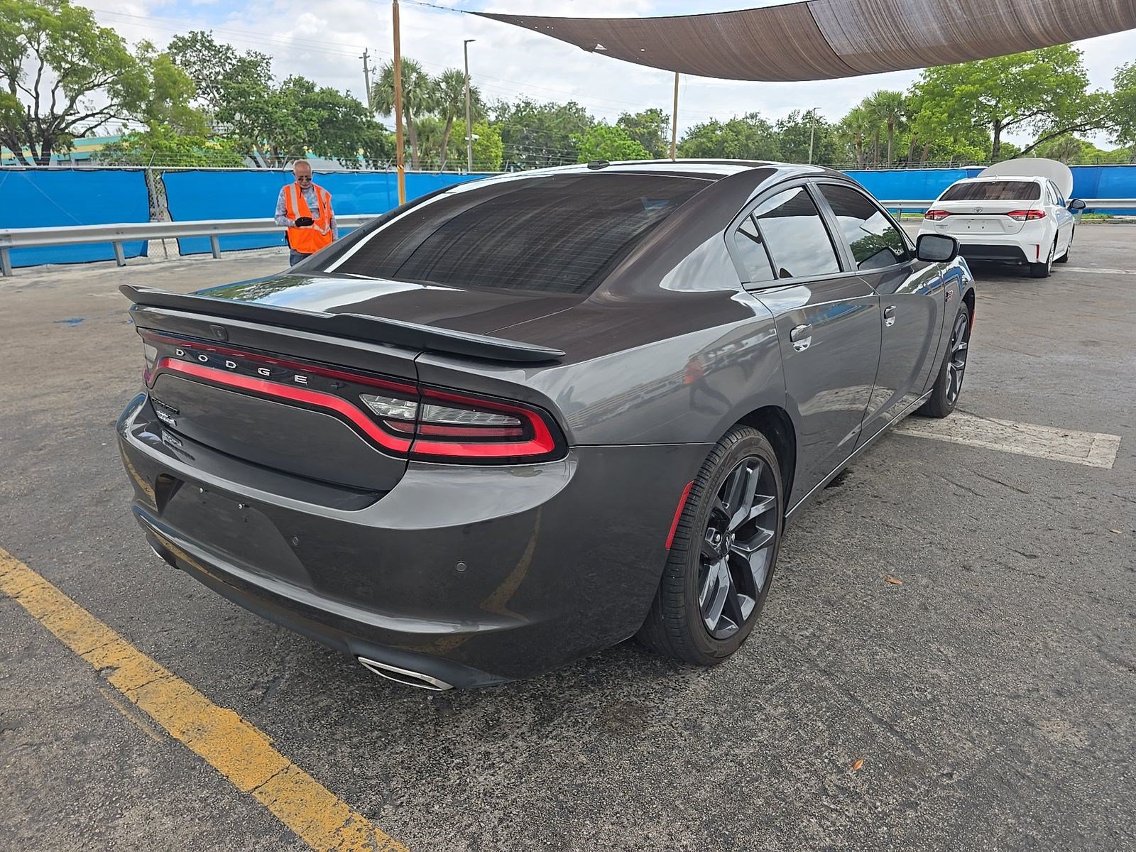 Used 2019 Dodge Charger SXT w/ Plus Group RWD image 6