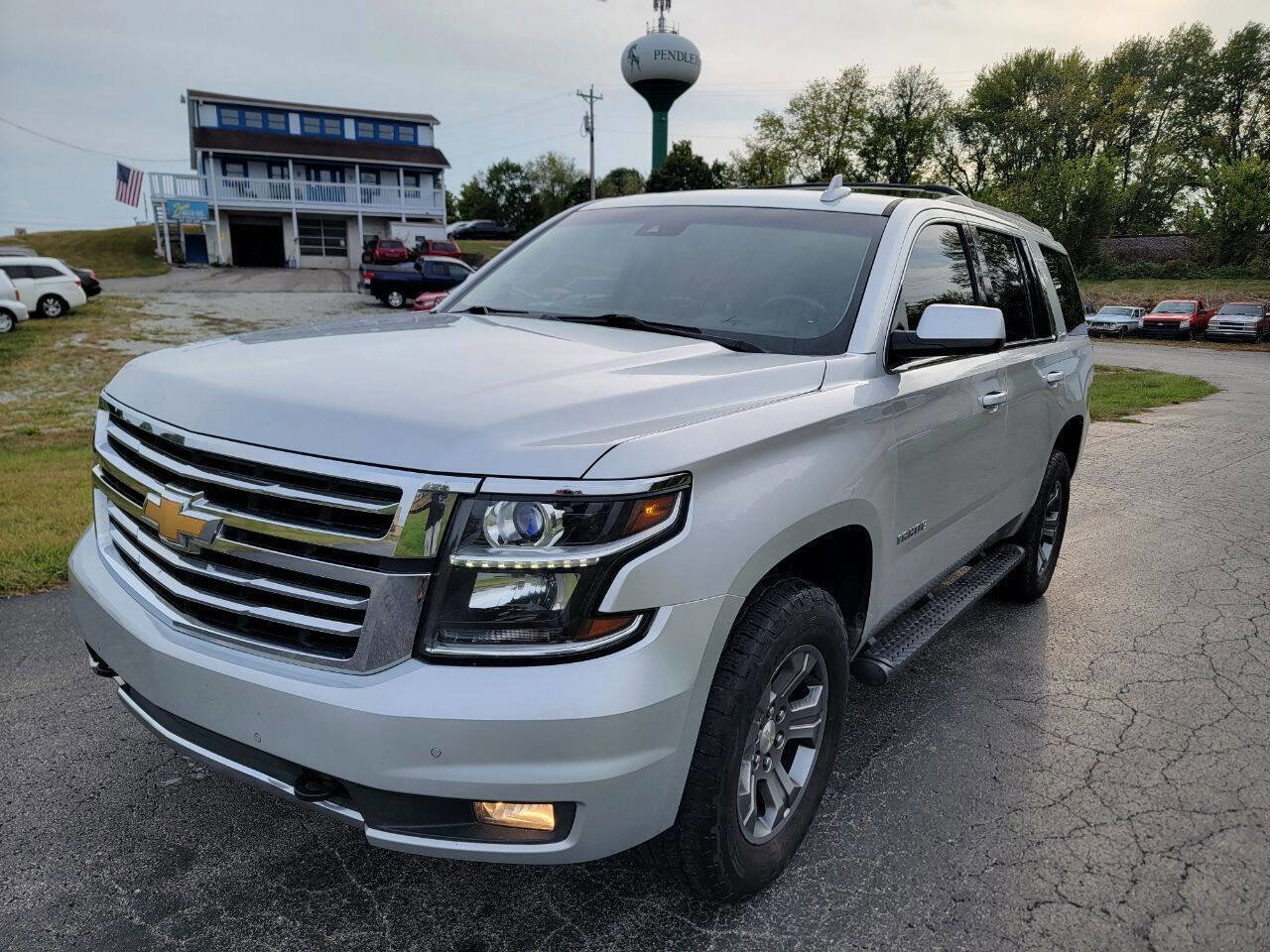 Used 2017 Chevrolet Tahoe LT w/ Off-Road Package image 2