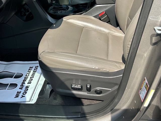 Used 2017 Hyundai Santa Fe Sport FWD image 16