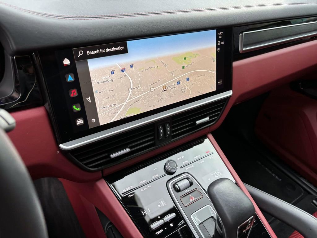 Used 2023 Porsche Cayenne GTS image 31