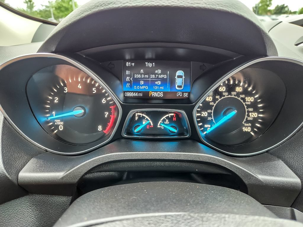 Used 2018 Ford Escape SE FWD image 12