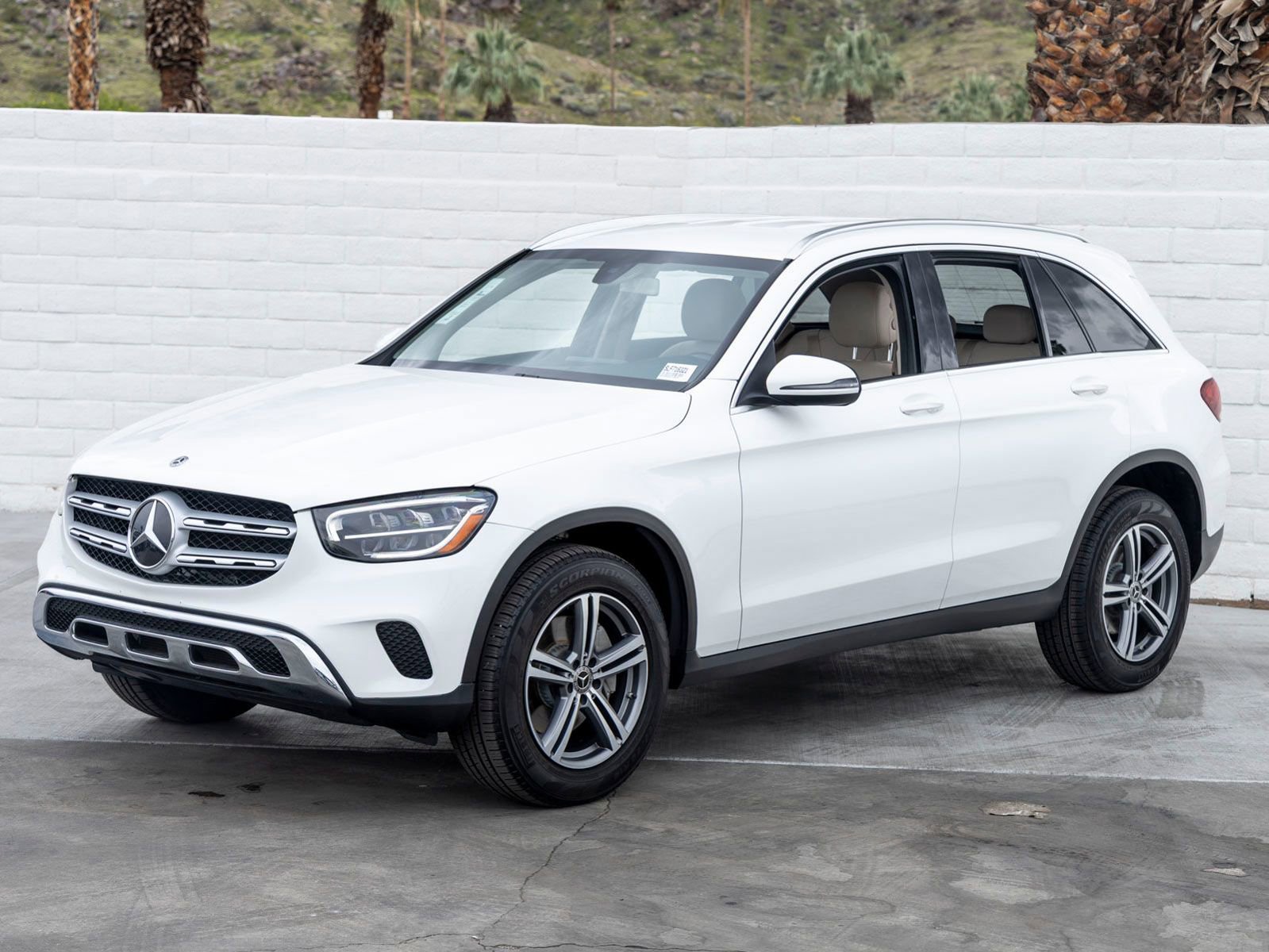 Used 2020 Mercedes-Benz GLC 300 4MATIC image 5