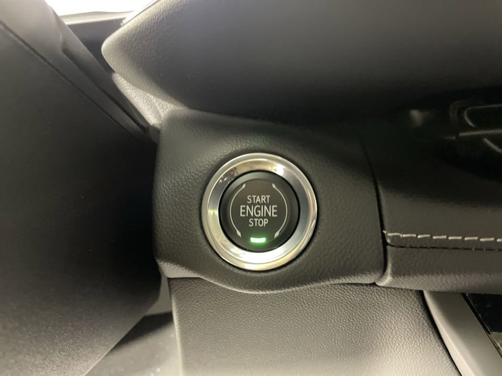 Used 2023 Buick Envision Preferred w/ Sport Touring Package image 17