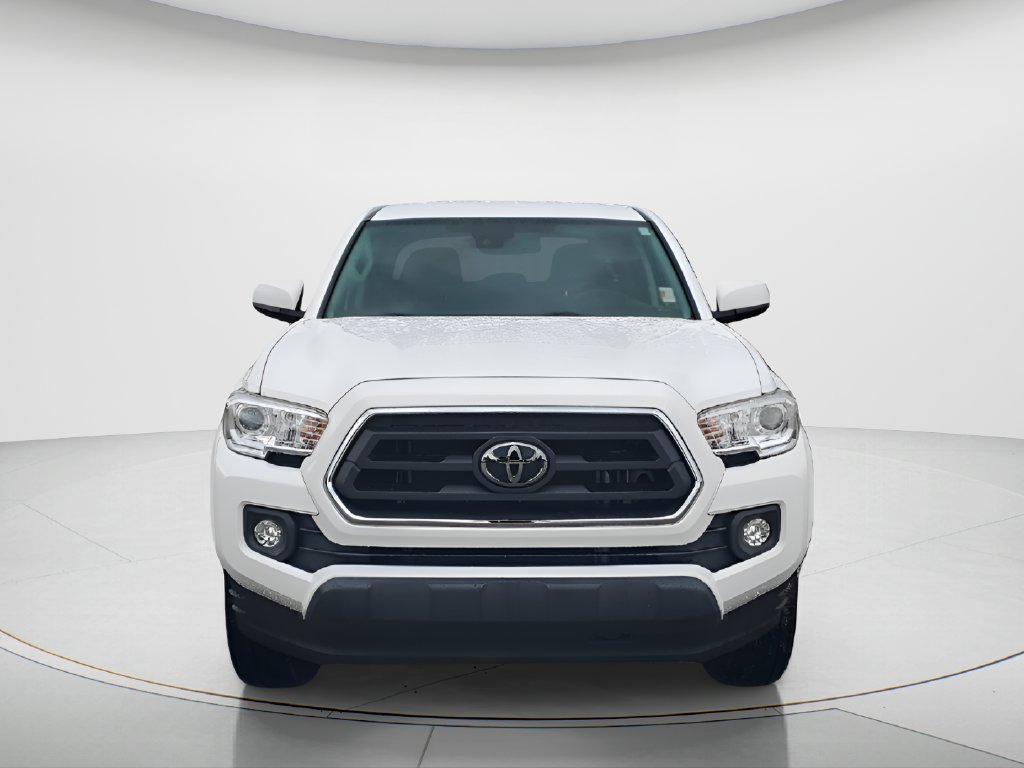 Used 2023 Toyota Tacoma SR5 RWD image 2