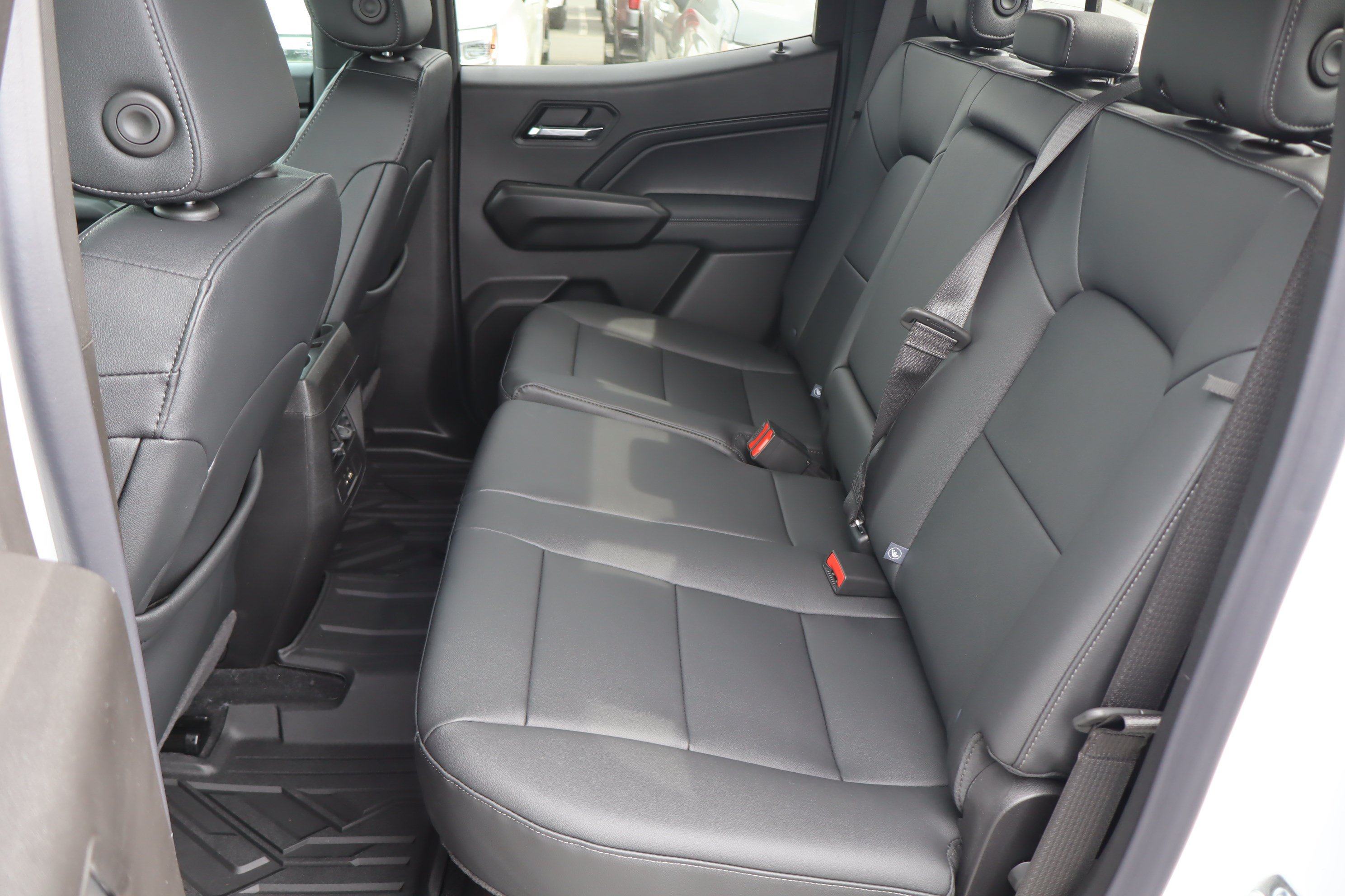 New 2026 Chevrolet Colorado LT w/ LT Convenience Package RWD image 20