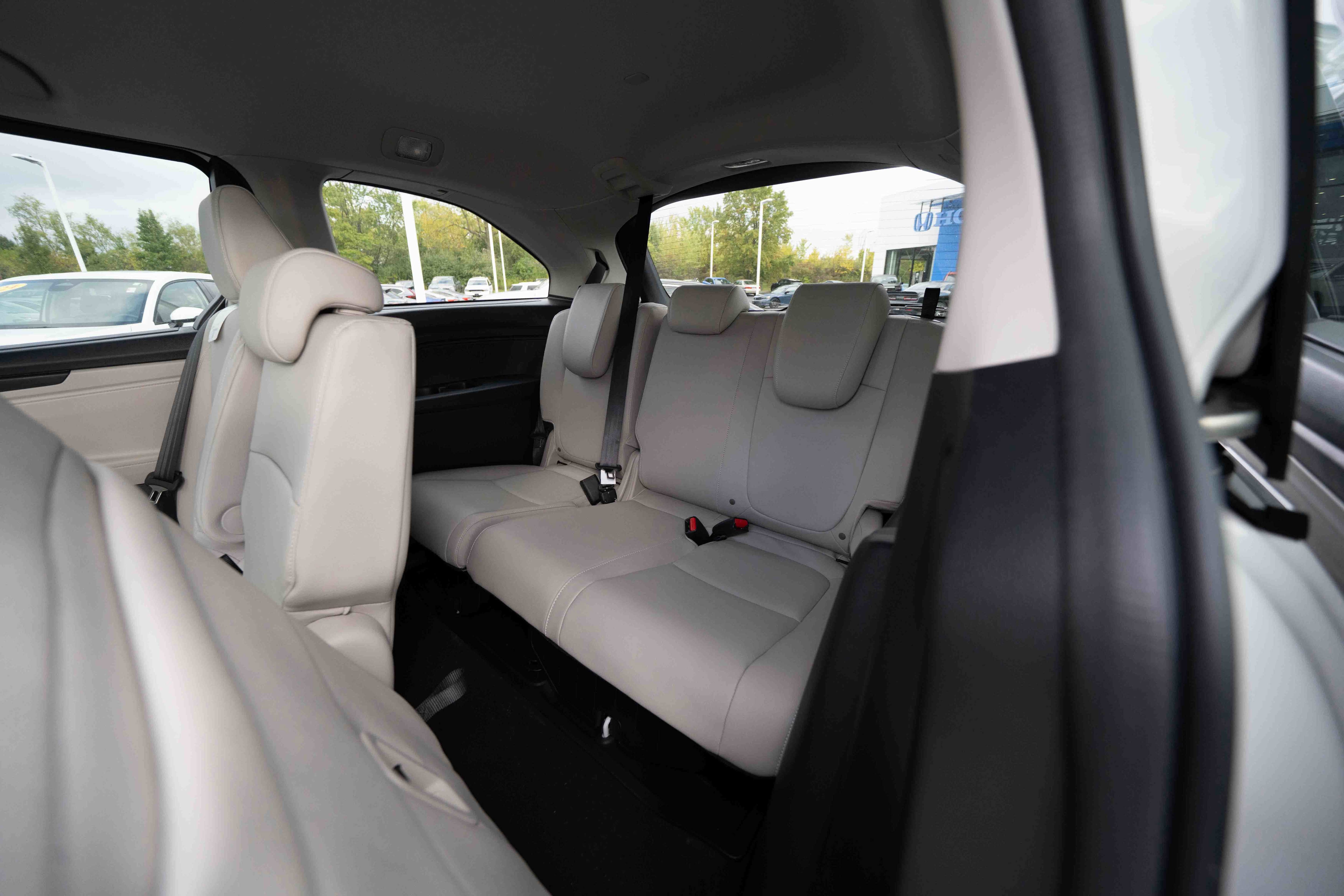 New 2026 Honda Odyssey EX-L image 24