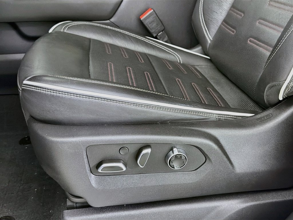 Used 2023 GMC Sierra 1500 AT4X AWD/4WD image 25