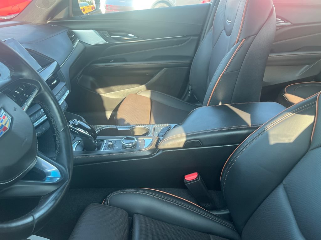 Used 2023 Cadillac CT4 V w/ Technology Package RWD image 10