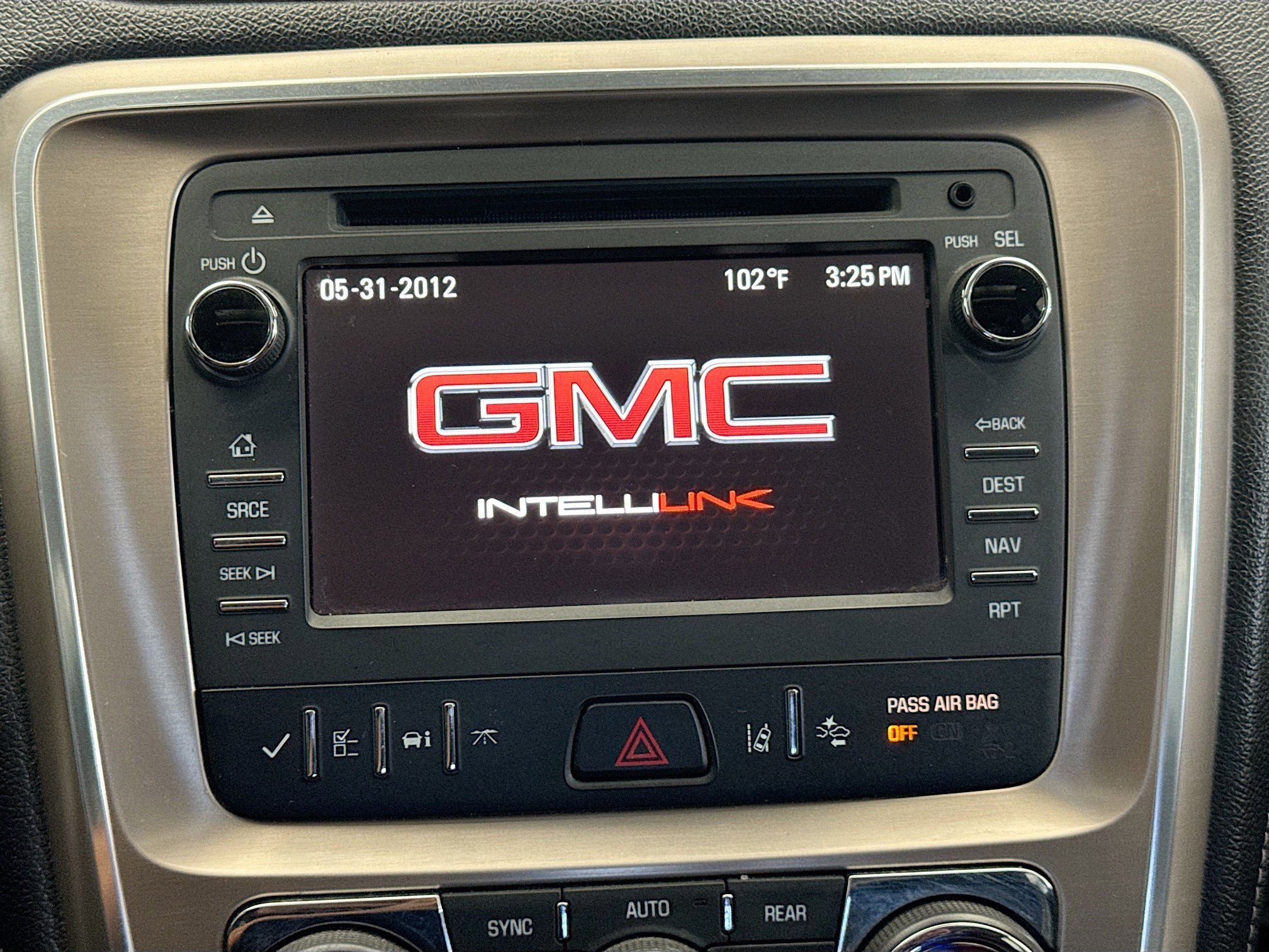 Used 2015 GMC Acadia Denali image 9