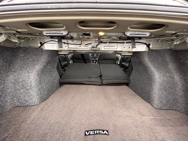New 2025 Nissan Versa SR w/ Trunk Package image 24