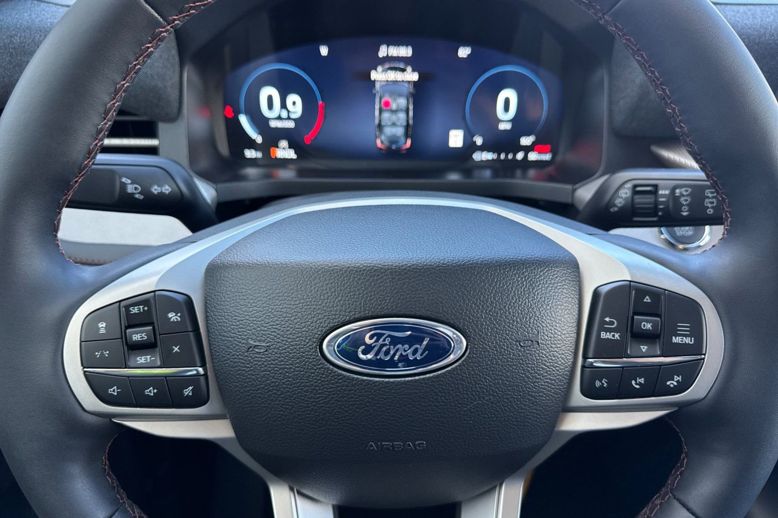 New 2026 Ford Explorer Active w/ Active Comfort Package image 24