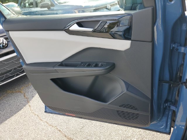 New 2027 Volkswagen Taos S FWD image 34