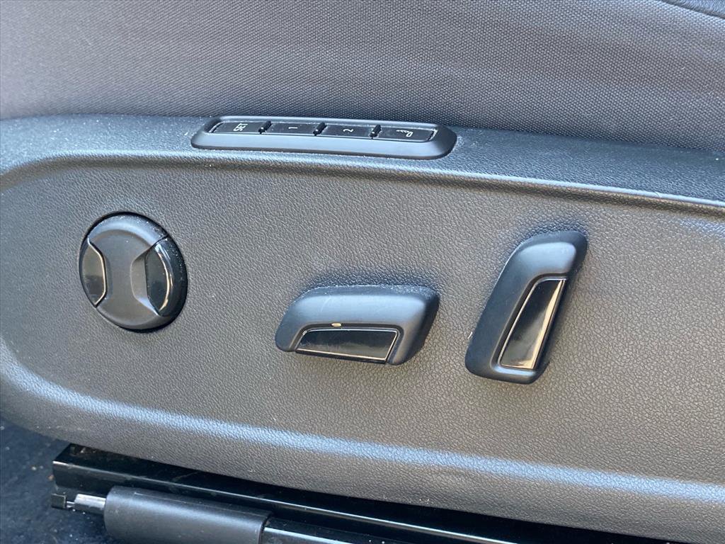 Certified 2023 Volkswagen ID.4 Pro S image 11