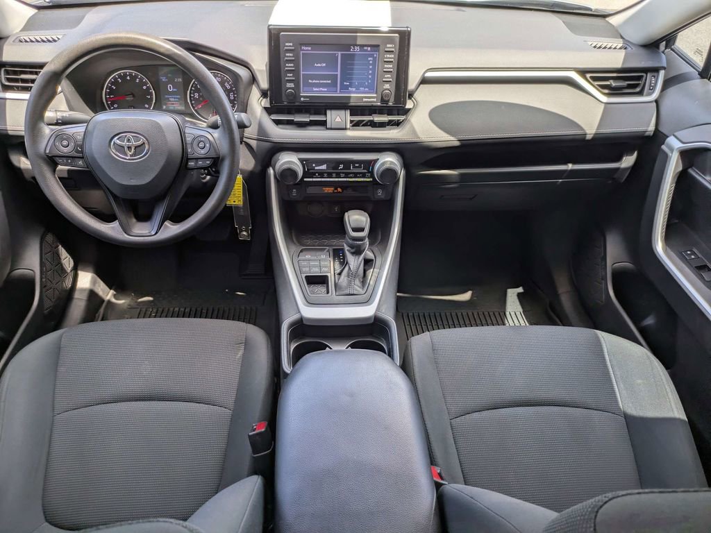 Used 2021 Toyota RAV4 LE AWD/4WD image 30