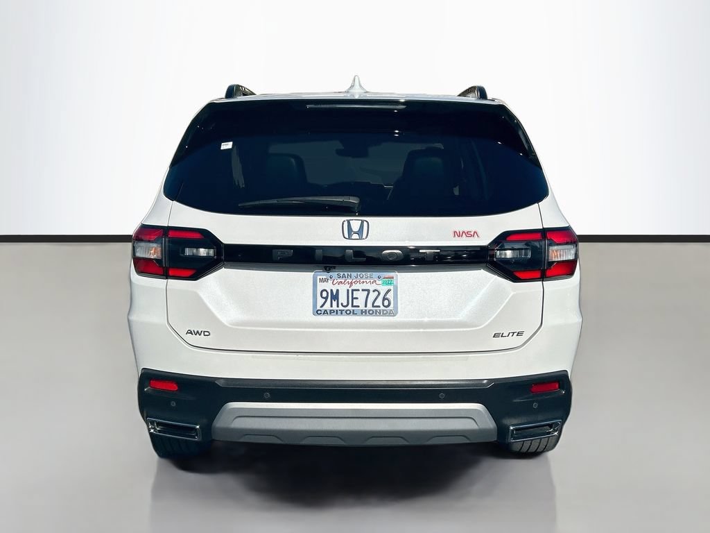 Certified 2024 Honda Pilot Elite image 6
