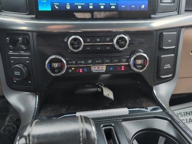 Used 2021 Ford F150 Lariat w/ Equipment Group 502A High image 19