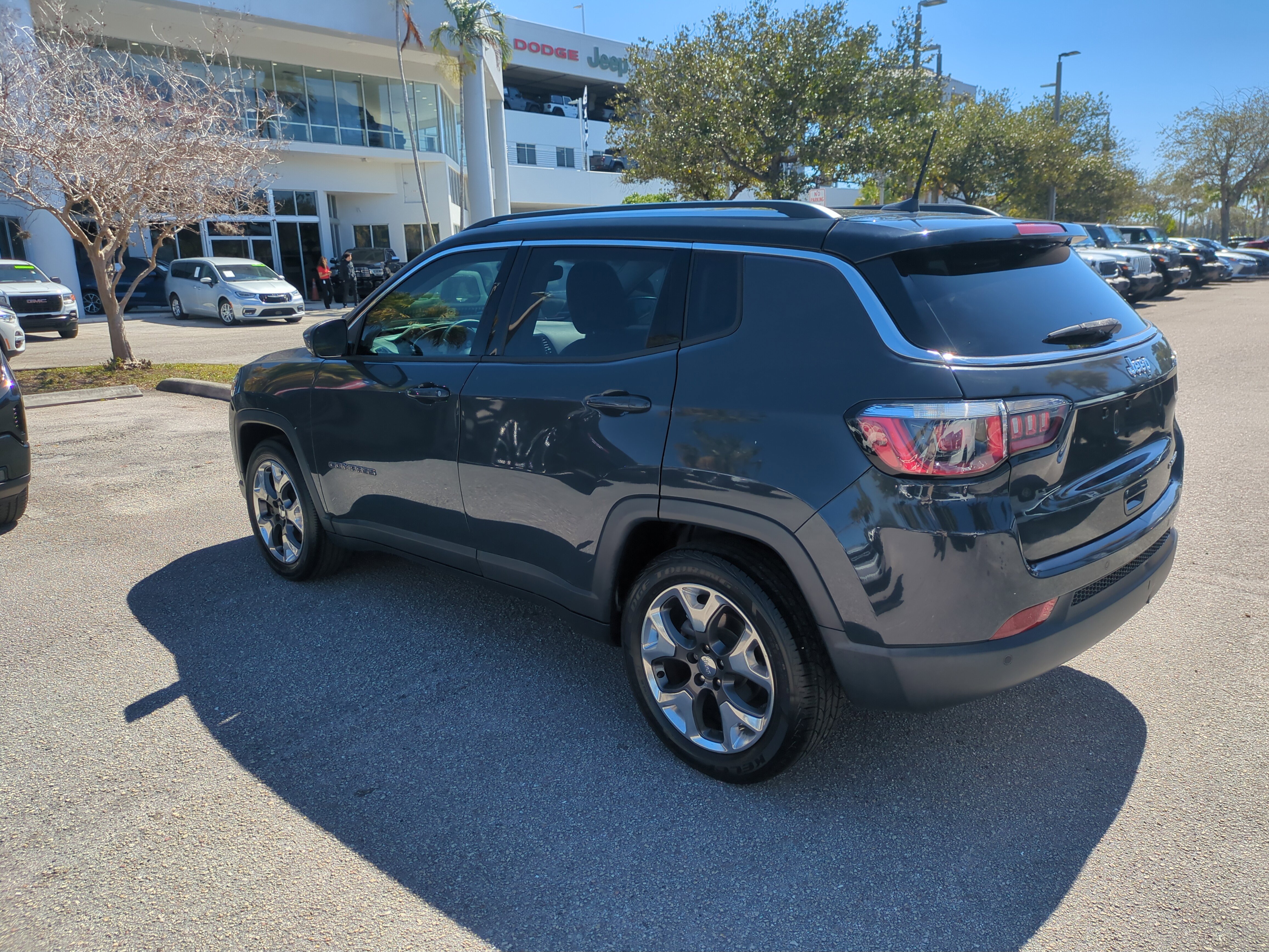 Used 2018 Jeep Compass Limited w/ Safe & Security Group image 7