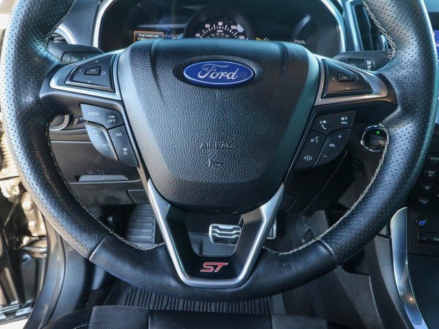 Used 2020 Ford Edge ST w/ Equipment Group 401A image 17